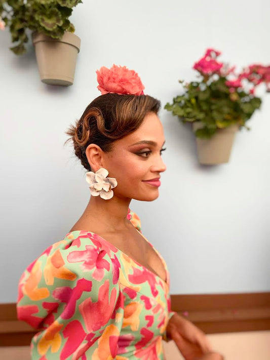 pendientes flor Jara. Grande. Color Azul Oceano.