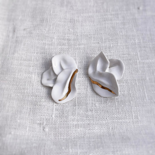 Pendiente Jara, mediano con detalle en Oro