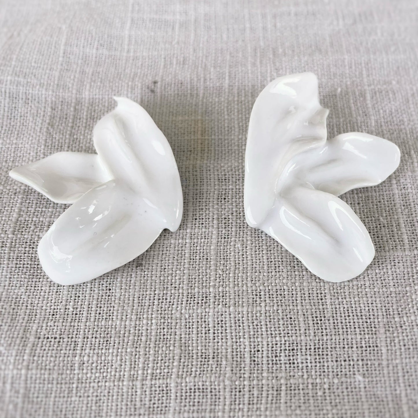 pendientes flor Lilium tres petalos. Detalle 2