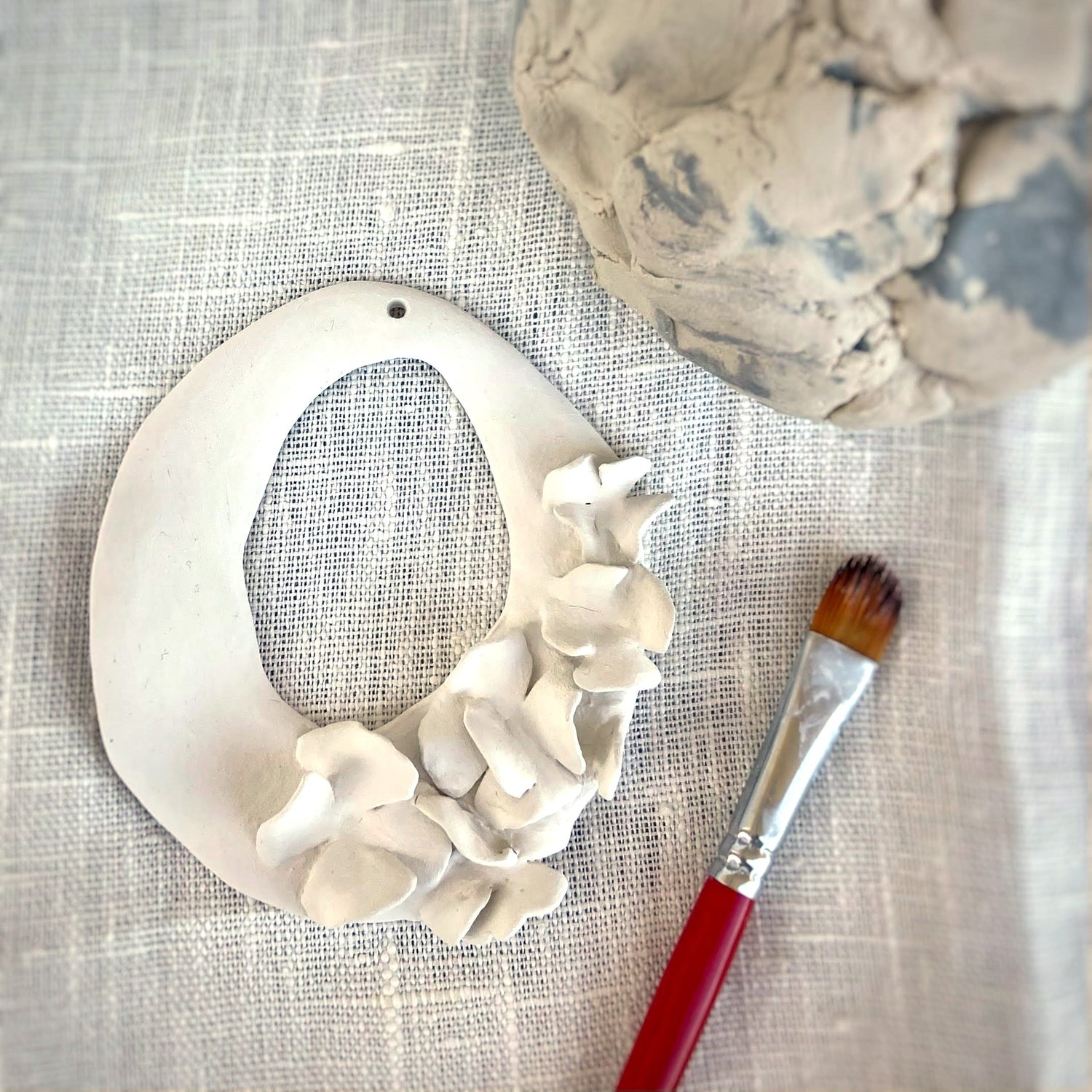 Pendiente flamenca de porcelana hecho a mano